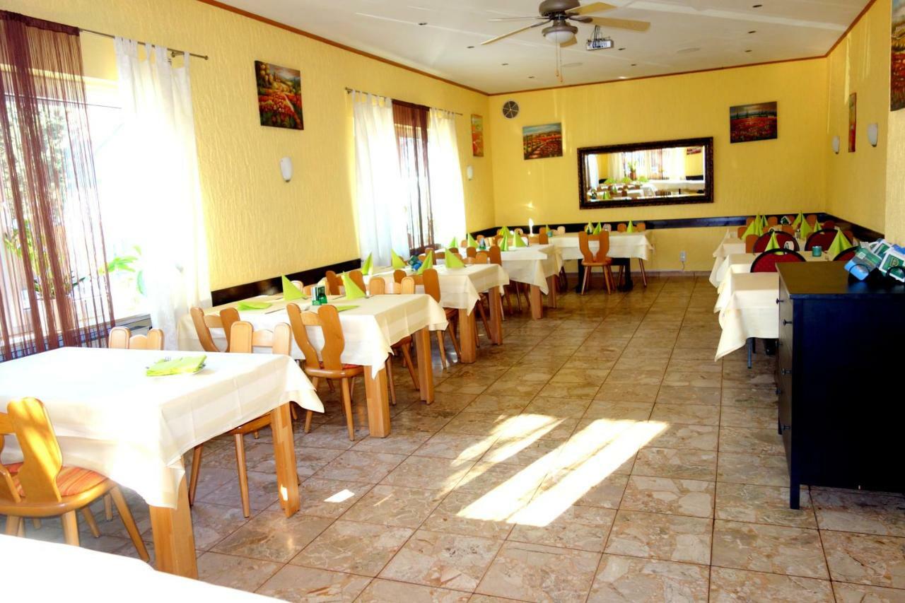 Hotel Restaurant Lindenhof Riedstadt Zewnętrze zdjęcie